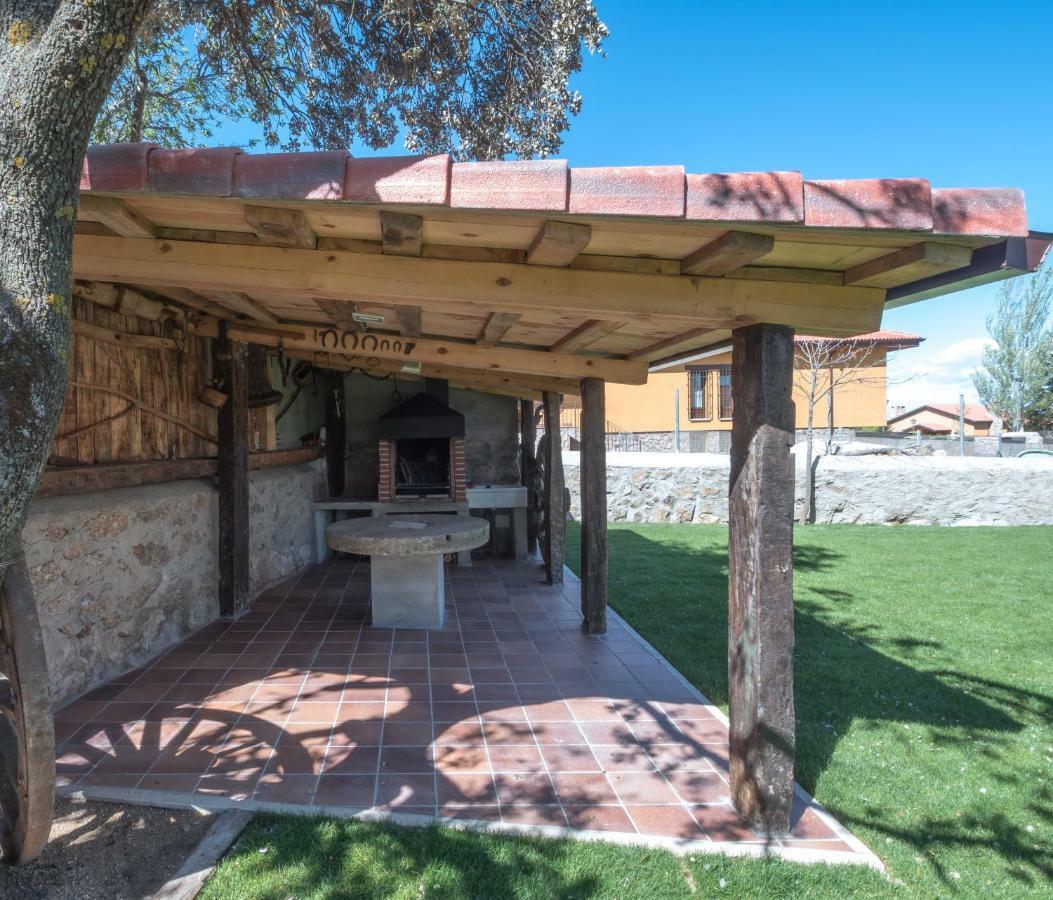 Casa Cantera Del Berrocal Ortigosa del Monte Esterno foto