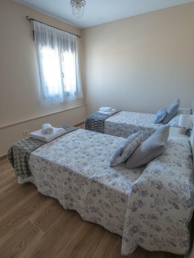 Casa Cantera Del Berrocal Ortigosa del Monte Esterno foto